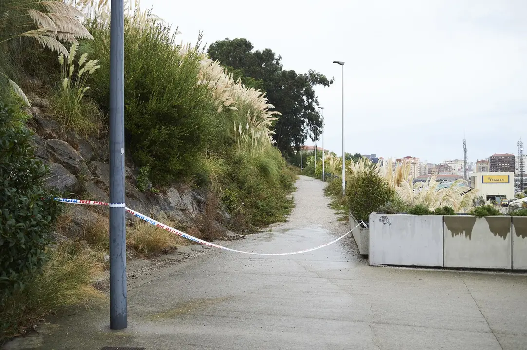  18/09/2020  SANTANDER
Encotrado restos humanos en descomposicion 




FOTO: Juan Manuel Serrano Arce
