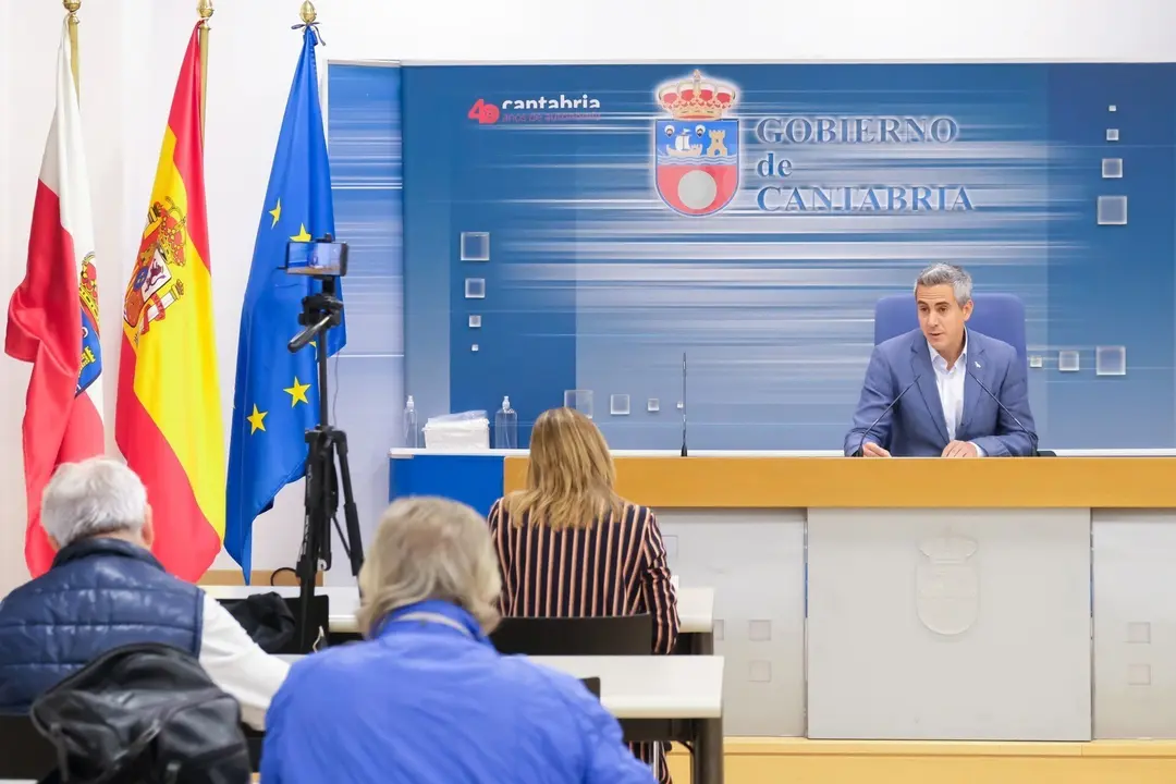 10:30 horas. Sala de prensa del Gobierno de Cantabria. El vicepresidente y consejero de Universidades, Igualdad, Cultura y Deporte, Pablo Zuloaga, informa, en rueda de prensa, de los acuerdos del Consejo de Gobierno. 10 de noviembre de 2022 &copy; Ra&uacute;l Lucio