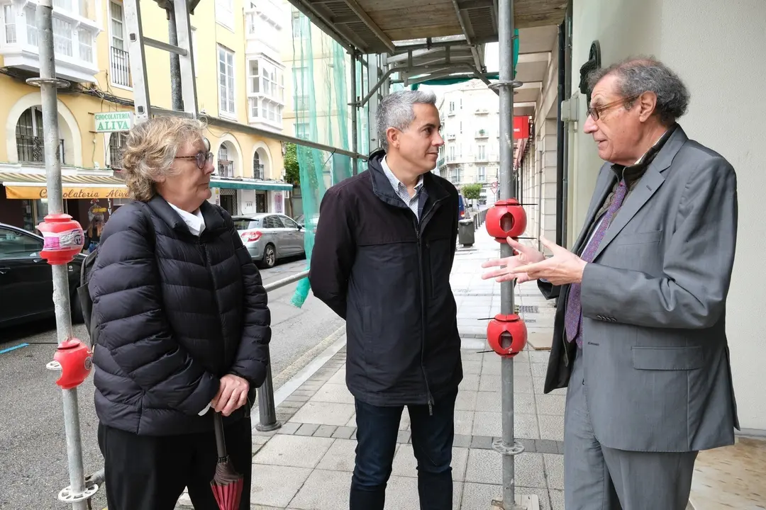 11:30 horas. Ateneo de Santander. El vicepresidente y consejero de Universidades, Igualdad, Cultura y Deporte, Pablo Zuloaga, visita las obras de rehabilitaci&oacute;n de la cubierta de este edificio. 15 de noviembre de 2022 &copy; Ra&uacute;l Lucio
