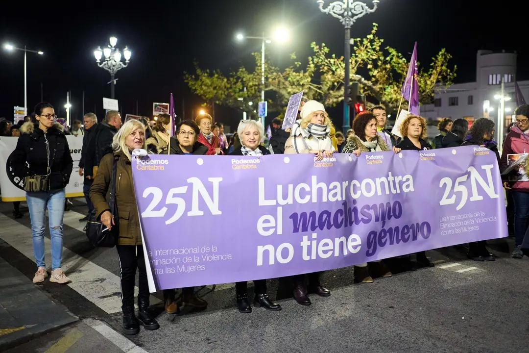 25/11/22  SANTANDER
ep Manifestacio 
D&iacute;a contra la violencia a la mujer

FOTO: JUAN MANUEL SERRANO ARCE
