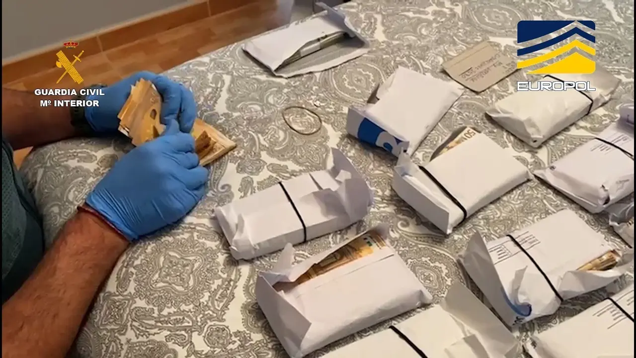 2022-11-26_np_opsonxi_europol_04