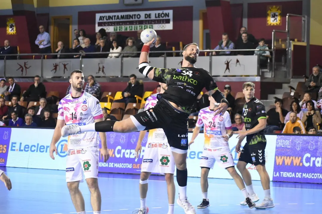 A85EE902-0B4C-4295-B4FC-0D23C8A690D4