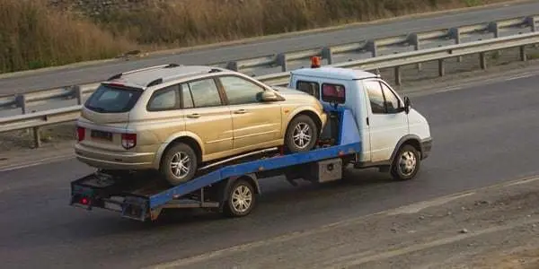 Gruas-para-transporte-de-coches