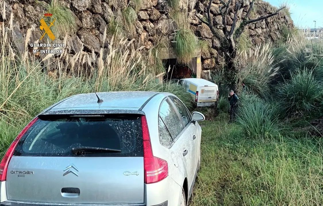 1E12FDAE-AF8C-44EF-8630-05F9F416829A