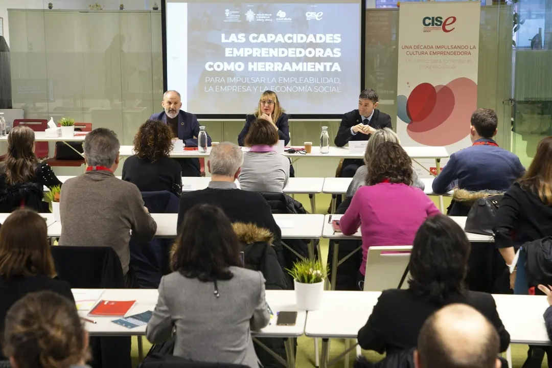 09:00 horas. Espacios CISE. Escuela T&eacute;cnica Superior de Caminos, Canales y Puertos de la Universidad de Cantabria (tercera planta)
La consejera de Empleo y Pol&iacute;ticas Sociales, Eugenia G&oacute;mez de Diego, inaugura  la Jornada `Las Capacidades Emprendedoras como herramienta para Impulsar la Empleabilidad, la Empresa y la Econom&iacute;a Social
NR
25 ENE 23