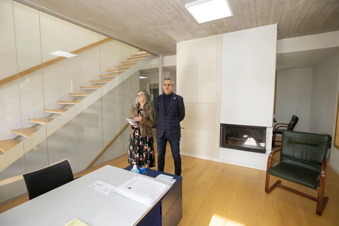 12:00 horas. Centro de Atenci&oacute;n Integral a la Violencia de G&eacute;nero (Calle Las
Marzas, Santander)
El vicepresidente y consejero de Universidades, Igualdad, Cultura y Deporte, Pablo
Zuloaga, presenta el nuevo Centro de Atenci&oacute;n Integral a la Violencia de G&eacute;nero. 14 FEBRERO 2023 &copy; Miguel De la Parra