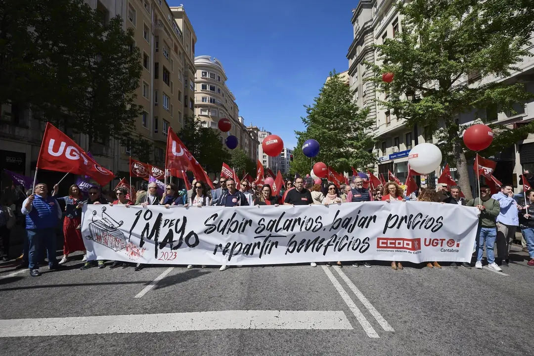 EuropaPress_5163503_Decenas_de_personas_durante_la_marcha_por_el_Dia_I
