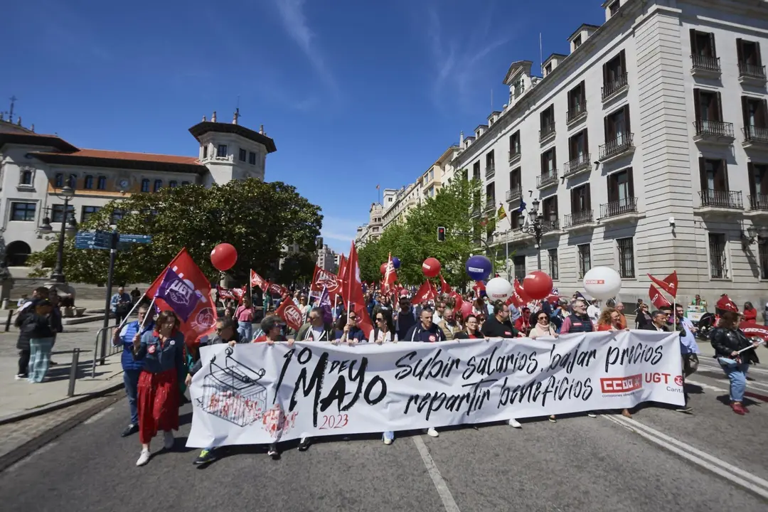 EuropaPress_5163508_Decenas_de_personas_durante_la_marcha_por_el_Dia_I