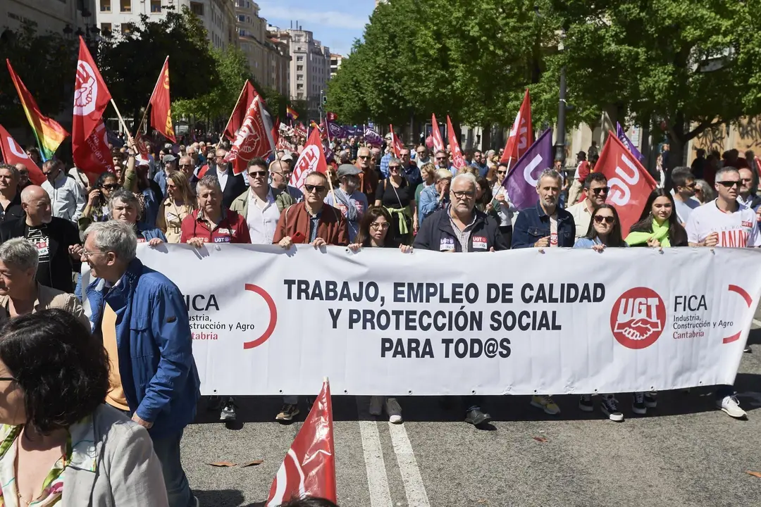 EuropaPress_5163512_Decenas_de_personas_durante_la_marcha_por_el_Dia_I