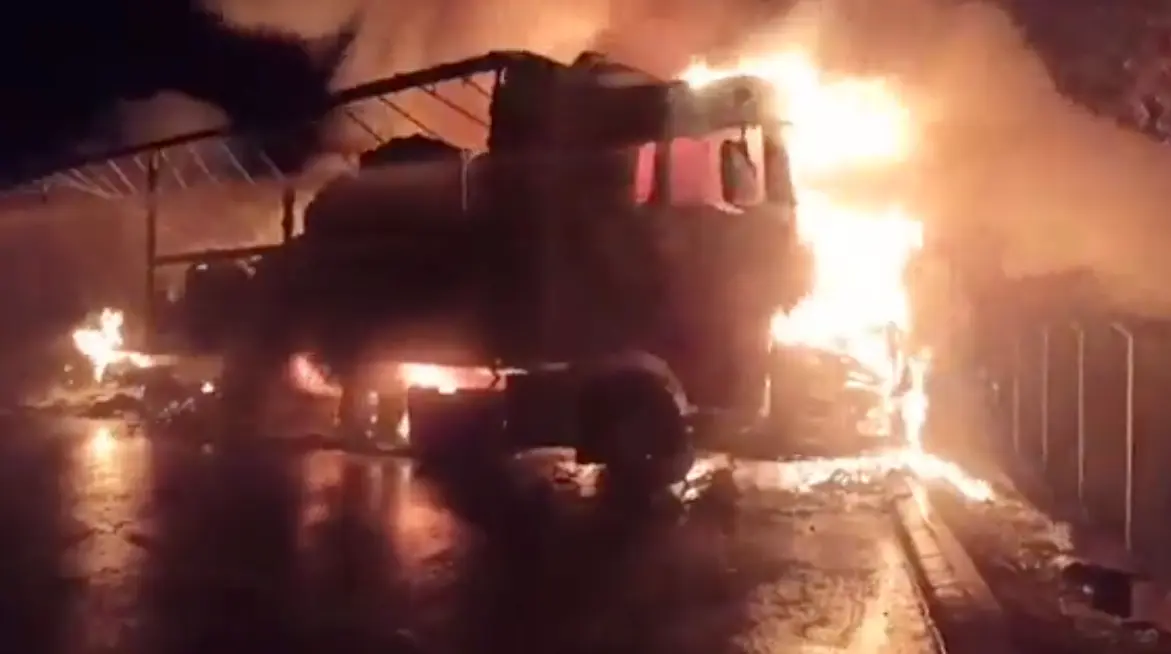 Captura de pantalla 2023-05-06 a las 0.07.00