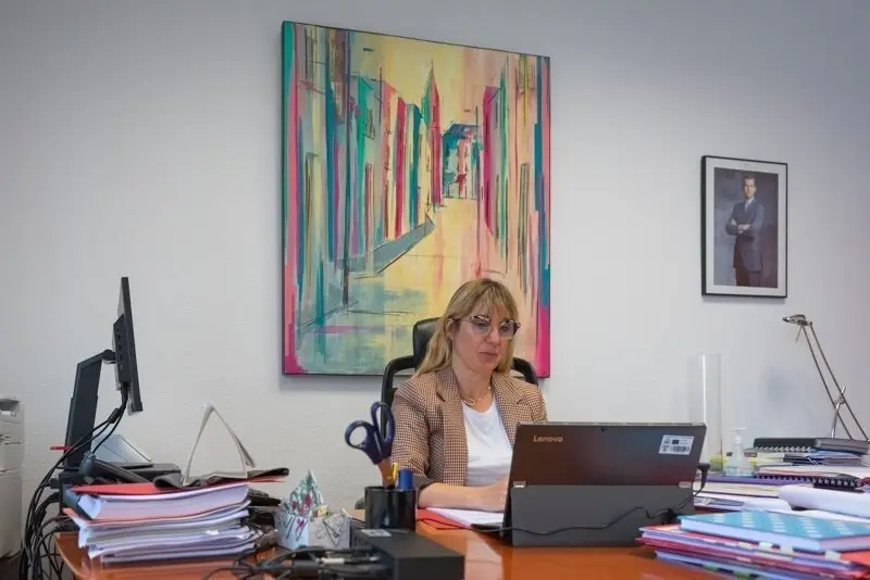 10:00 horas. Sede de la Consejer&iacute;a de Empleo y Pol&iacute;ticas Sociales
La consejera de Empleo y Pol&iacute;ticas Sociales, Eugenia G&oacute;mez de Diego, participa, de forma telem&aacute;tica, en el Consejo Territorial de Servicios Sociales y del Sistema para la Autonom&iacute;a y Atenci&oacute;n a la Dependencia