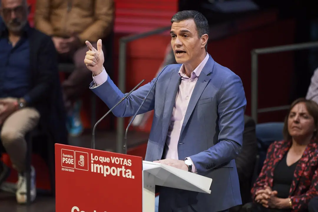 EuropaPress_5217363_El_presidente_del_Gobierno_y_secretario_general_de