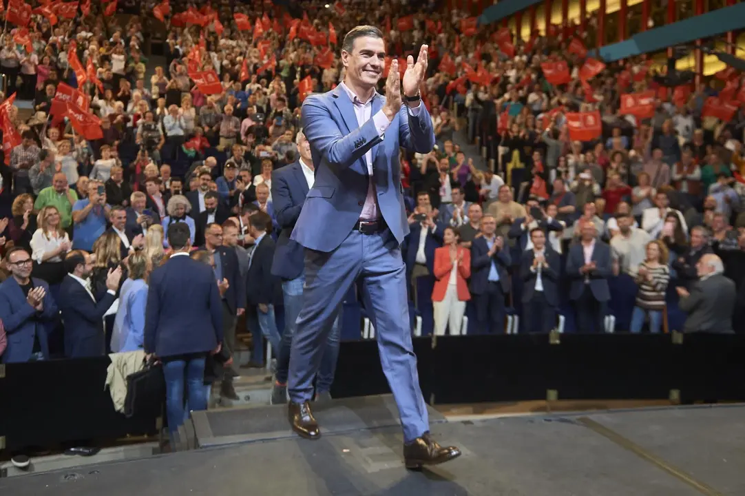 EuropaPress_5217205_El_secretario_general_del_PSOE_y_presidente_del_Go