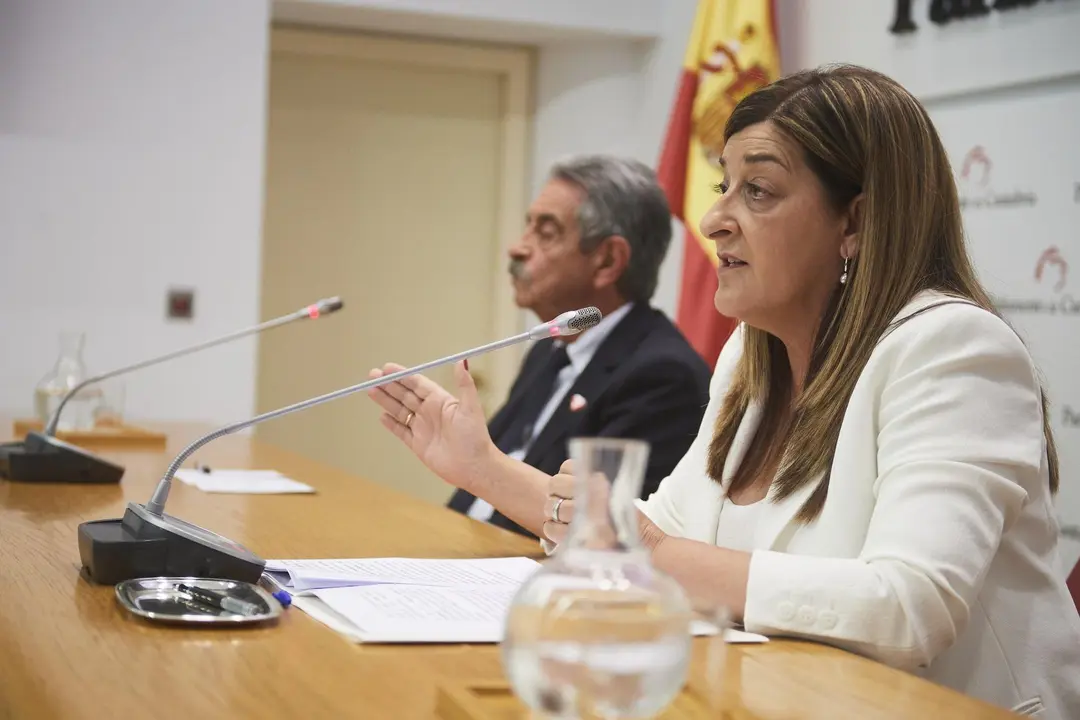 EuropaPress_5274814_La_presidenta_del_Partido_Popular_de_Cantabria_Ma