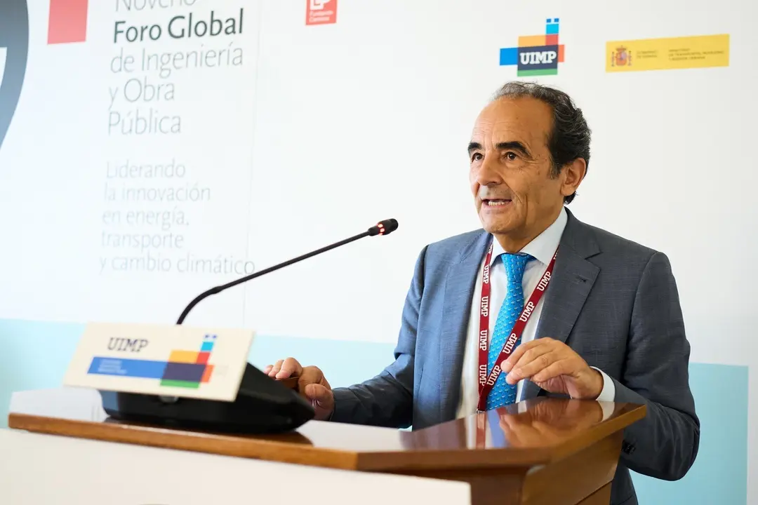 27/6/23  SANTANDER
uimp 
IX Foro Global de la Ingenier&iacute;a y Obra P&uacute;blica
Matilde Carl&oacute;n, Vicerrectora de Relaciones Institucionales y Programaci&oacute;n de Actividades; Miguel &Aacute;ngel Carrillo, presidente de la F. Caminos; Carlos Beltran

FOTO: Juan Manuel Serrano Arce

