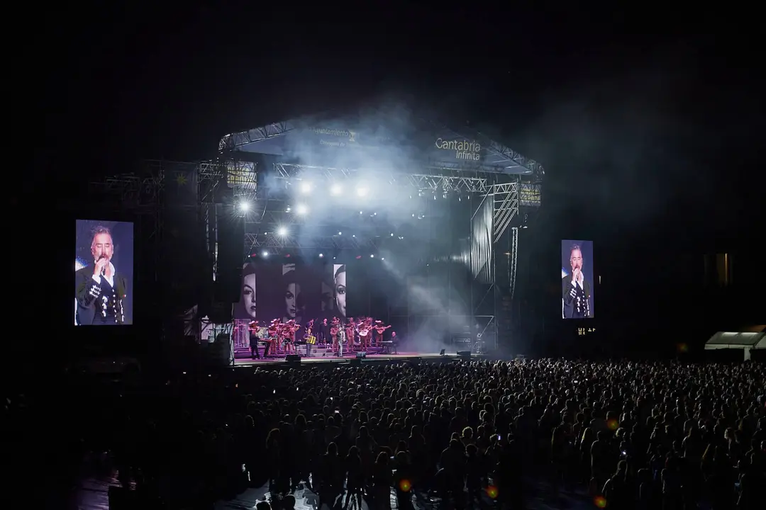 ALEJANDRO FERNÁNDEZ - MÚSICA EN GRANDE 2023 - EL REY LAGARTÓN (1) (1)