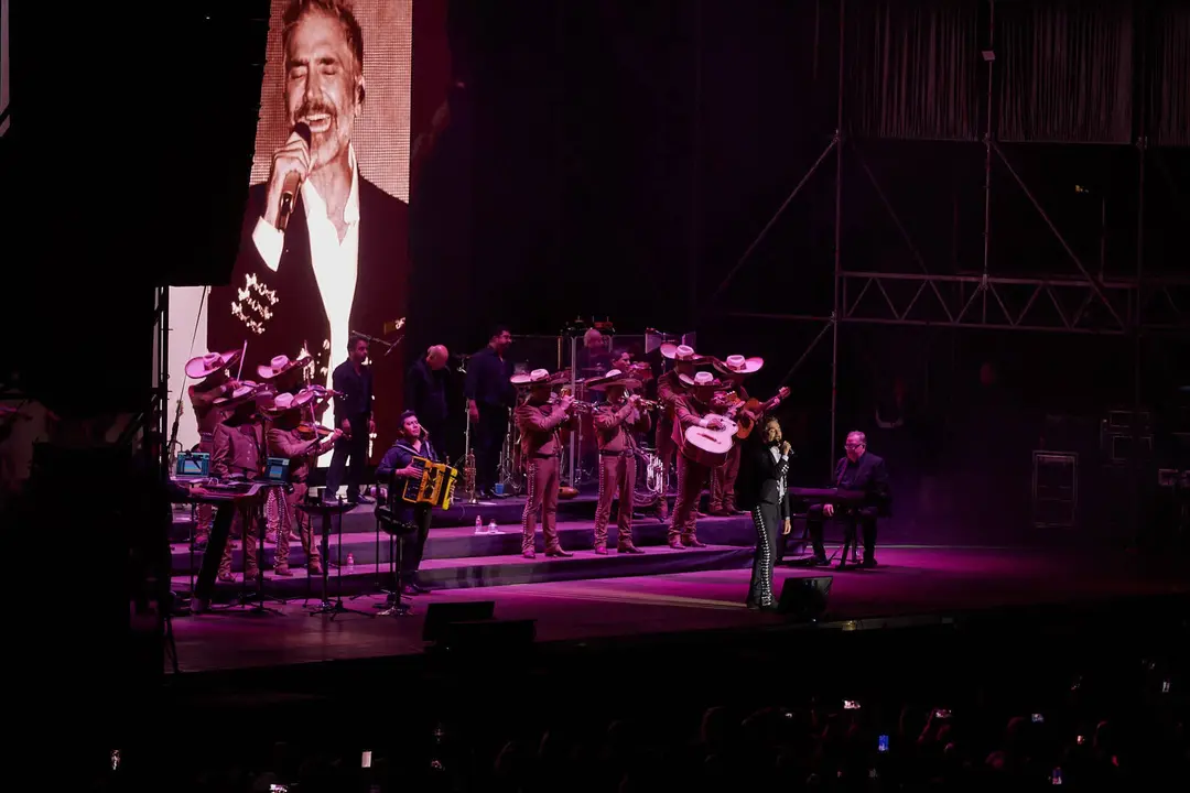 ALEJANDRO FERNÁNDEZ - MÚSICA EN GRANDE 2023 - EL REY LAGARTÓN (8) (1)