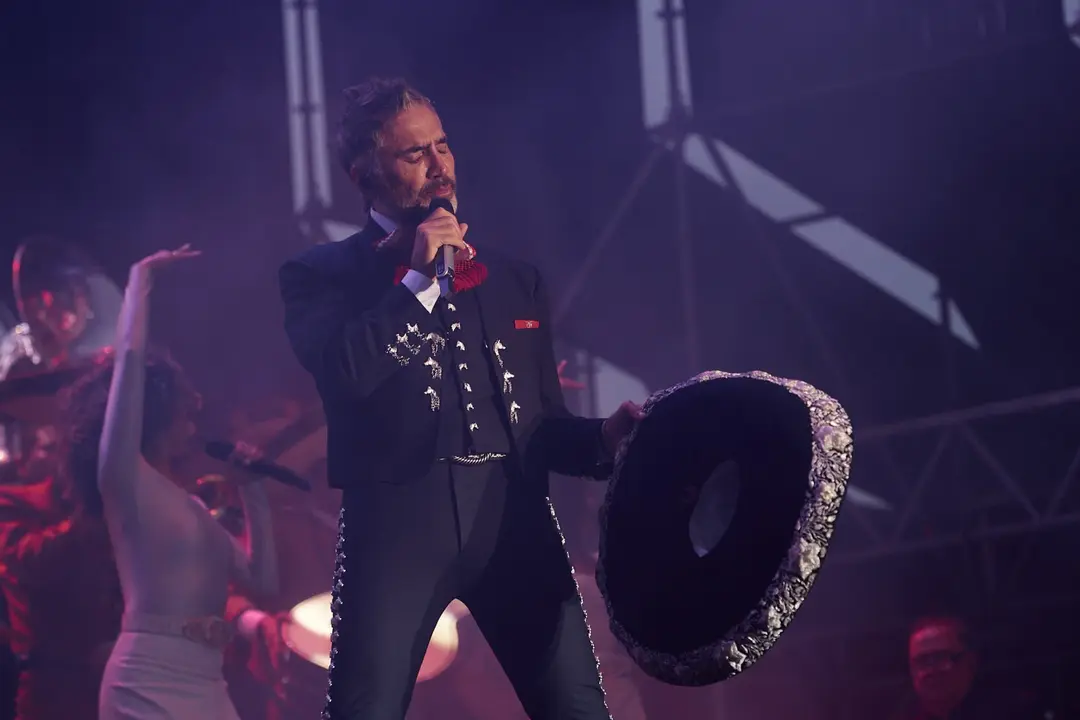 ALEJANDRO FERNÁNDEZ - MÚSICA EN GRANDE 2023 - EL REY LAGARTÓN (19) (1)