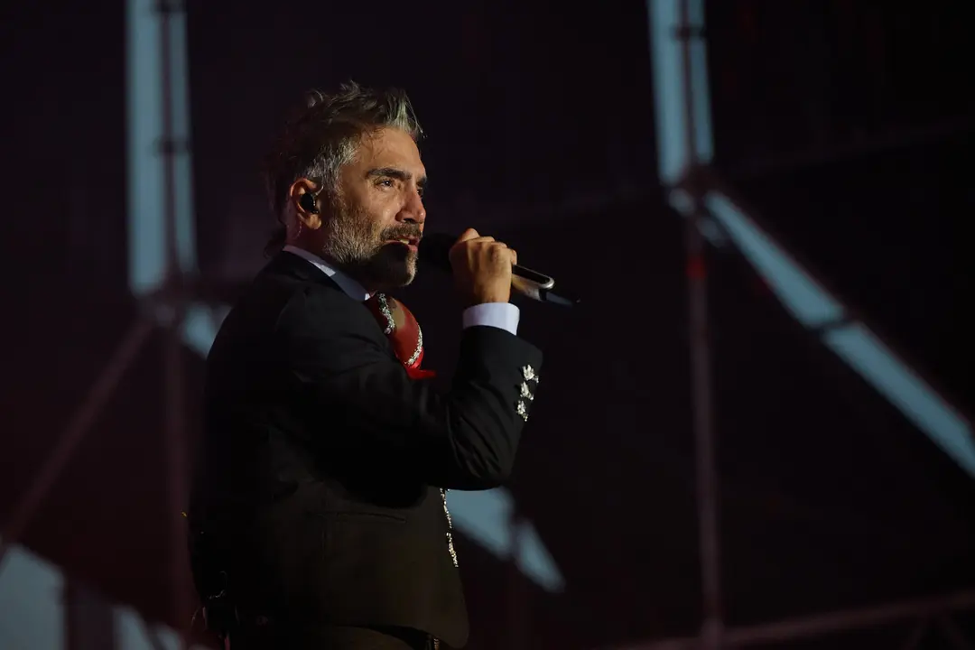 ALEJANDRO FERNÁNDEZ - MÚSICA EN GRANDE 2023 - EL REY LAGARTÓN (26) (1)