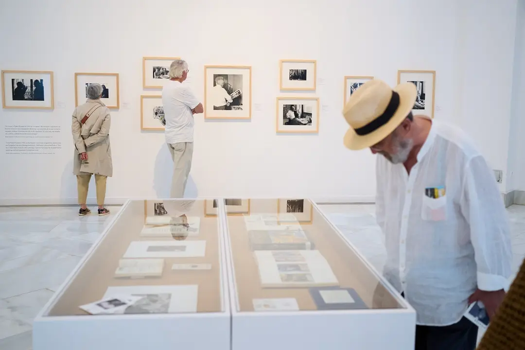30/6/23  SANTANDER
uimp 
Inauguraci&oacute;n exposici&oacute;n &lsquo;Picasso visto por Otero&rsquo;. Presentaci&oacute;n seminario &lsquo;Picasso al Sur&rsquo;
Carlos Andradas, rector de la Universidad Internacional Men&eacute;ndez Pelayo (UIMP); Jos&eacute; Lebrero, director art&iacute;stico del Museo Picasso M&aacute;laga; Santiago D&iacute;az Fraile, director de la Autoridad Portuaria de Santander

FOTO: Juan Manuel Serrano Arce

