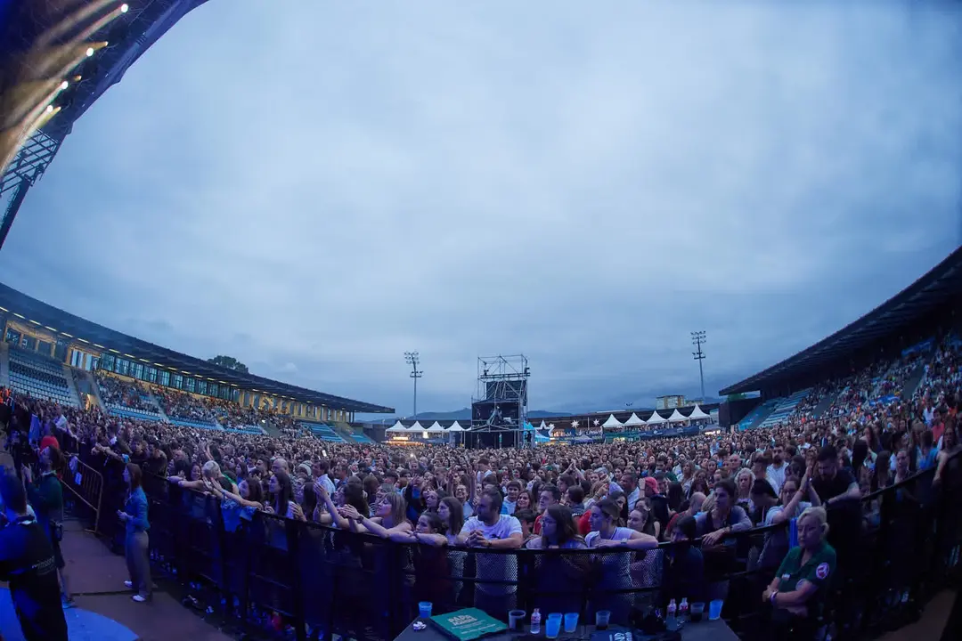 TABURETE - MÚSICA EN GRANDE 2023 - EL REY LAGARTÓN (5) (1)