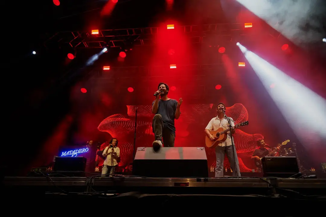 TABURETE - MÚSICA EN GRANDE 2023 - EL REY LAGARTÓN (35) (1)