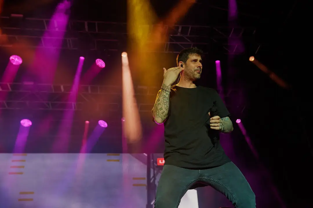 MELENDI - MÚSICA EN GRANDE 2023 - EL REY LAGARTÓN (36) (1)