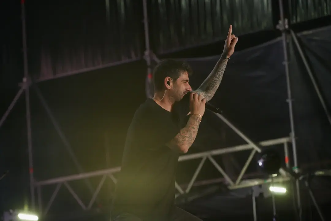 MELENDI - MÚSICA EN GRANDE 2023 - EL REY LAGARTÓN (27) (1)