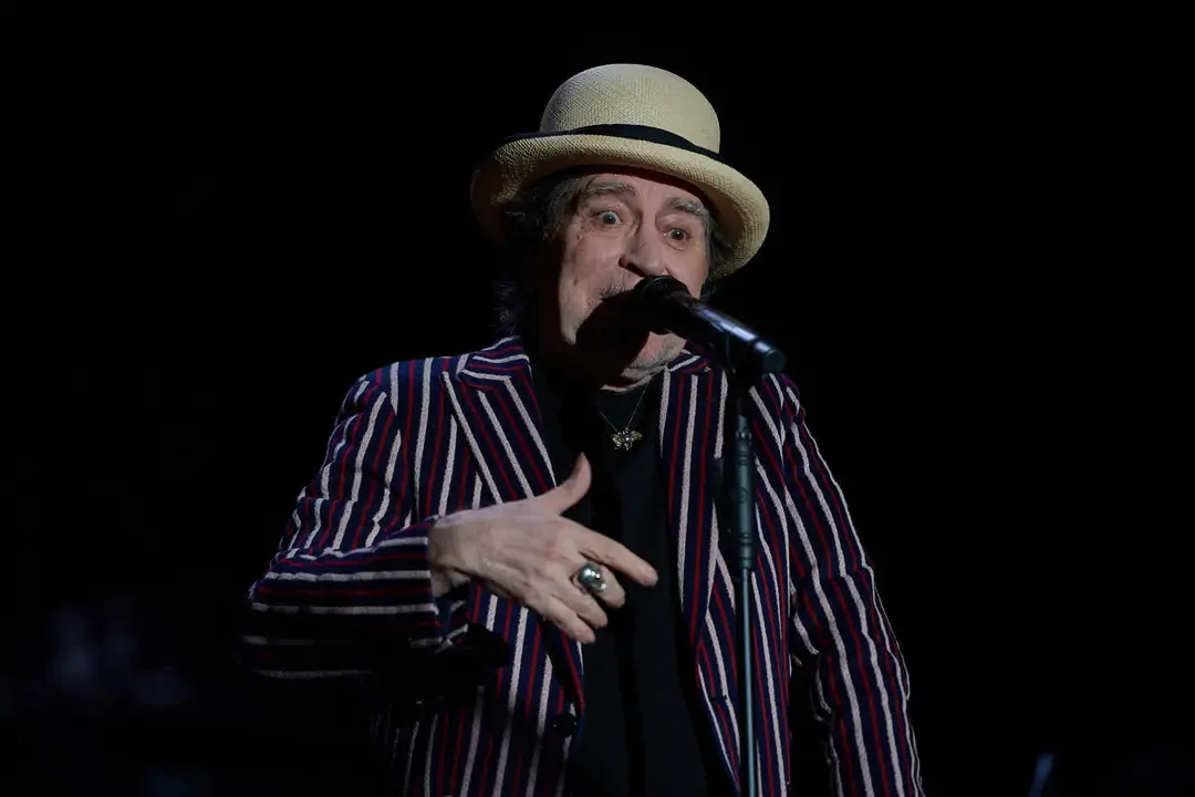 JOAQUÍN SABINA - TORRELAVEGA - EL REY LAGARTÓN (26) (1)