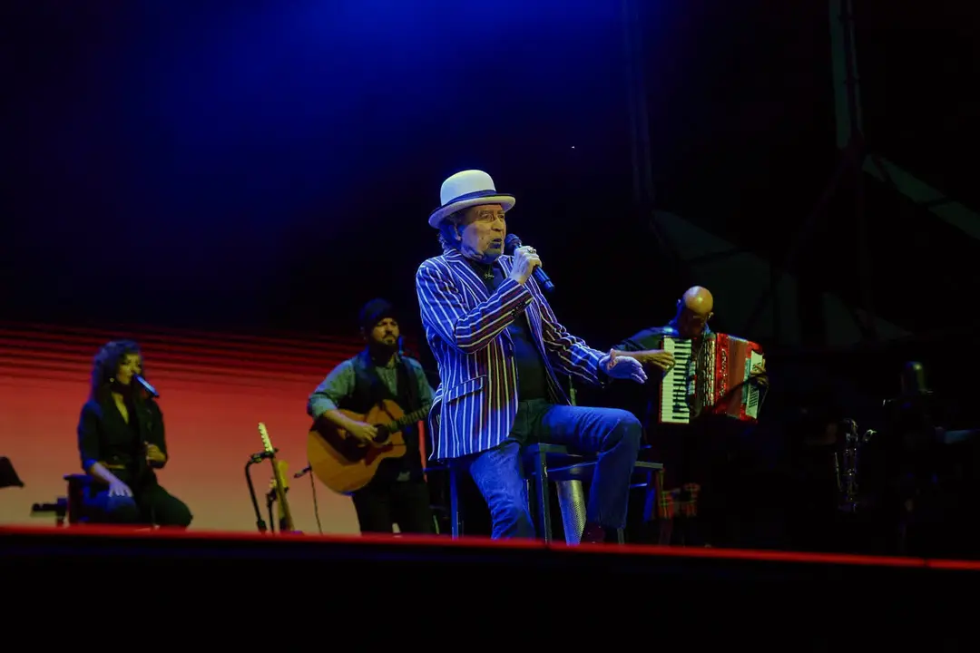 JOAQUÍN SABINA - TORRELAVEGA - EL REY LAGARTÓN (39) (1)