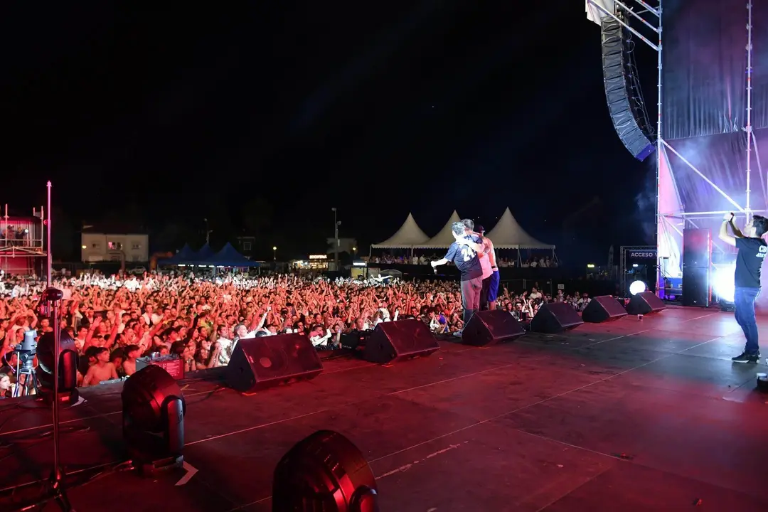 VIVE LA FERIA 2023 - JORNADA 1 - &copy;EL REY LAGARTÓN - AYAX & PROK (1)