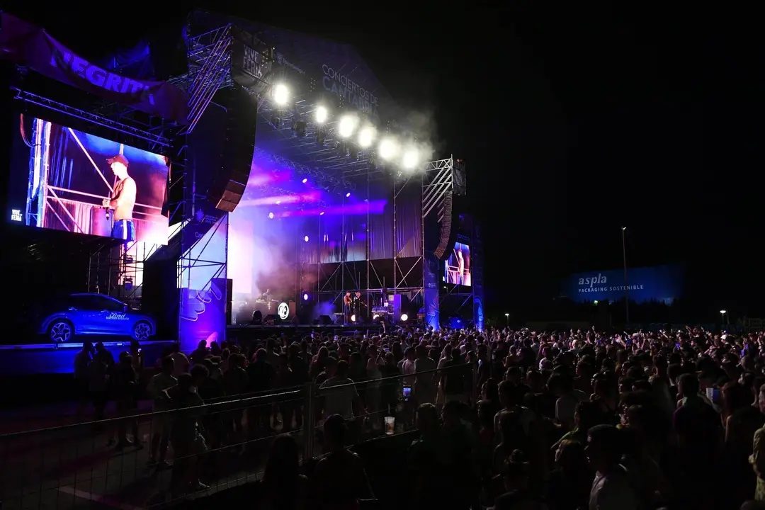 VIVE LA FERIA 2023 - JORNADA 1 - &copy;EL REY LAGARTÓN - AYAX & PROK (5)