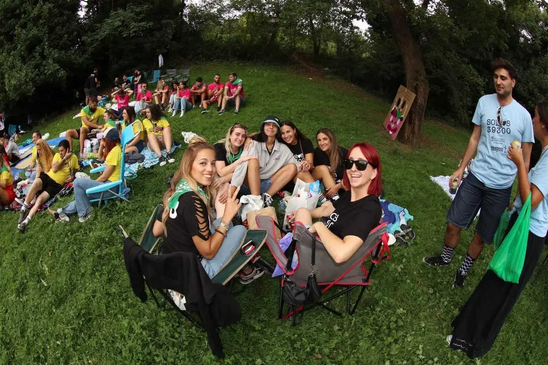 f4168e98-d5a3-46a1-aa49-c3f5980addef