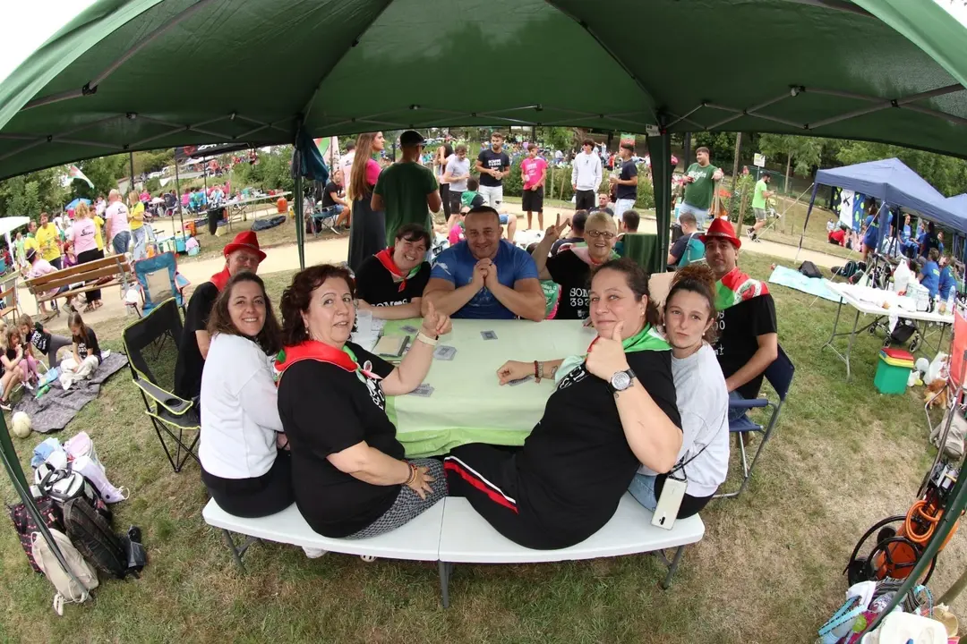 a5c5af76-f2b3-4702-93c2-9cf5b6564971