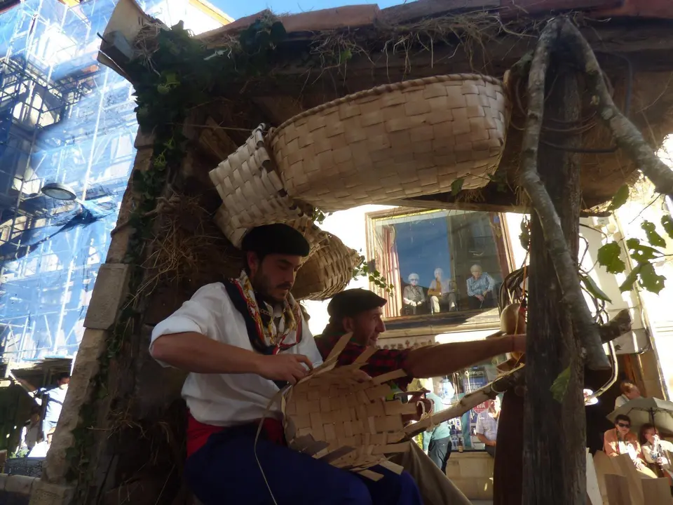 10&ordf; Carreta Haciendo cestos en el tard&iacute;u, hecha desde Nestares