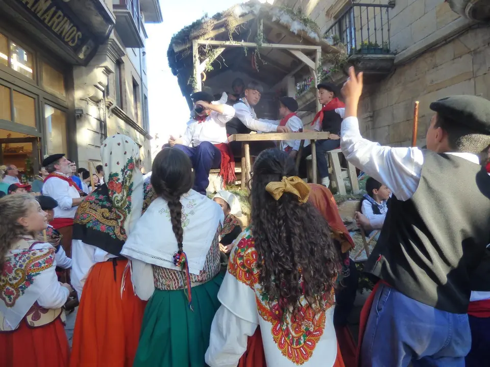 16&ordf; Carreta 8 Los marceros cenando y la cantina cobrando, Requejo