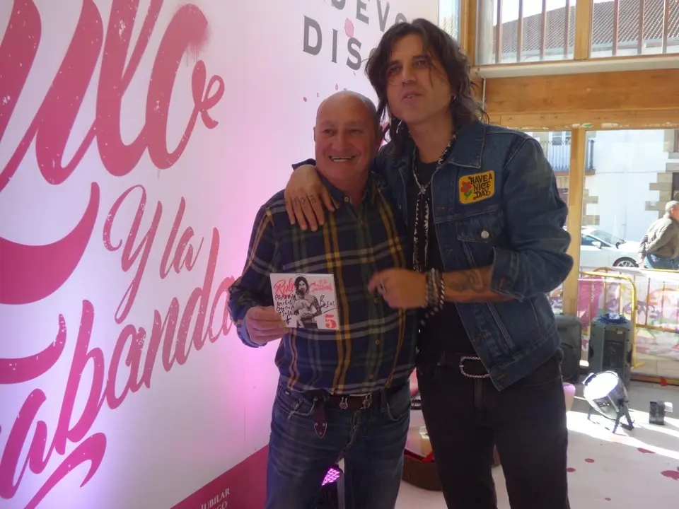 a75b1b29-72f4-4d85-88de-38a0b3b103d3