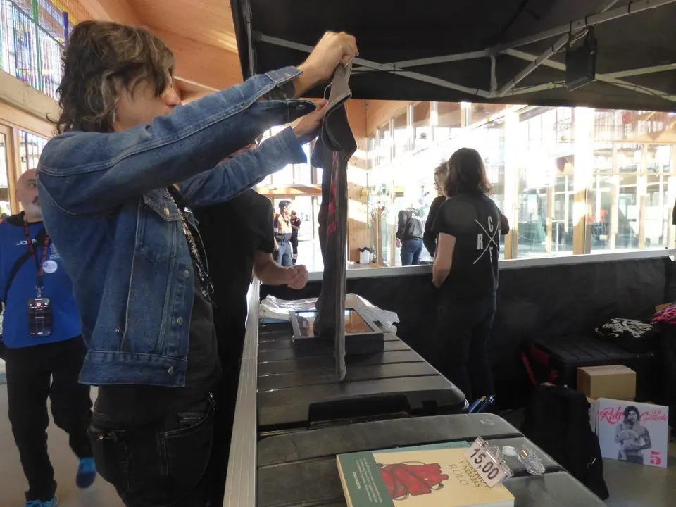 1bb834c9-78d8-4a17-b85c-90dcecf72858