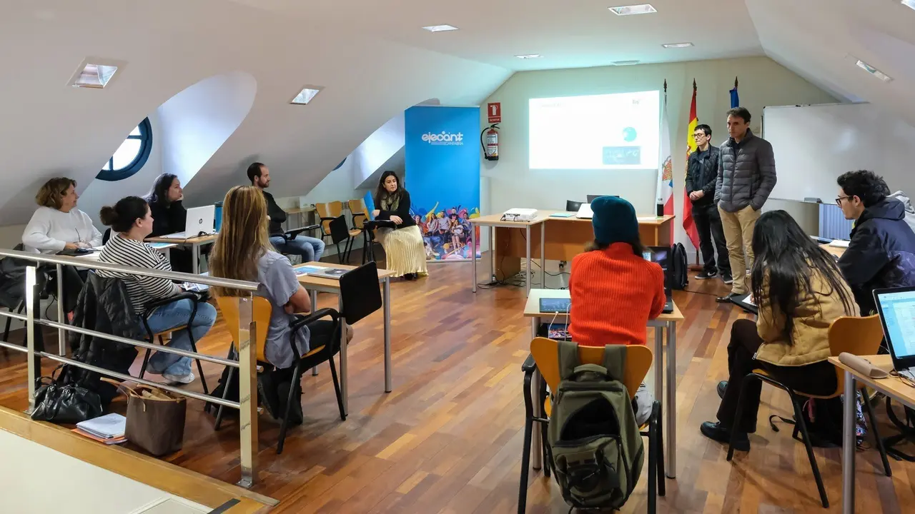 09:30 horas. Escuela de Tiempo Libre del Gobierno de Cantabria. Interior del Parque de Matale&ntilde;as de Santander, Avenida del Faro, Pintor Eduardo Sanz 10. La consejera de Inclusi&oacute;n, Social, Juventud, Familias e Igualdad, Bego&ntilde;a G&oacute;mez, visita la Escuela de Tiempo Libre &lsquo;Carlos Garc&iacute;a de Guadiana&rsquo;. 11 de diciembre de 2023 &copy; Ra&uacute;l Lucio