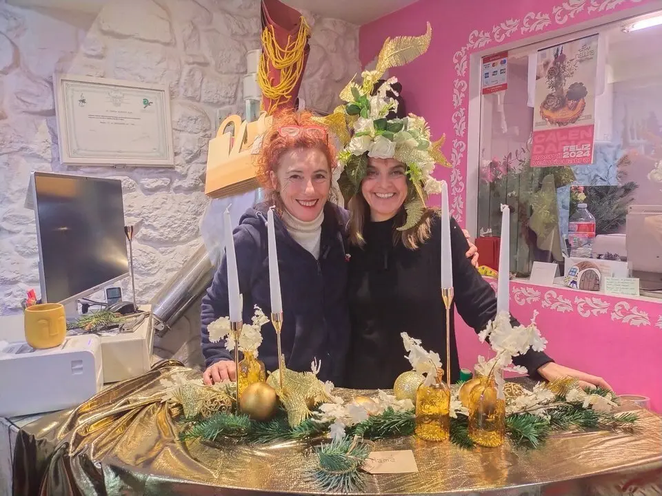 23_12 En el programa NATURCONSEJOS, Tere Aparicio nos enseñó a como decorar un tocado