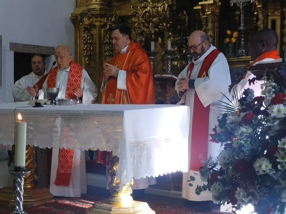 Celebraci&oacute;n de la Eucarist&iacute;a durante la Misa Mayor en honor de&nbsp;San&nbsp;Sebasti&aacute;n
