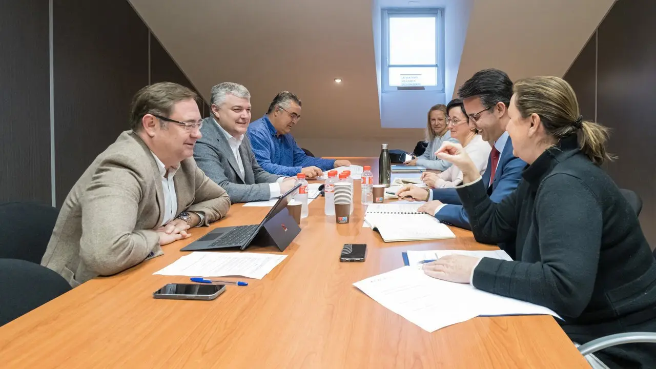 09:30 horas. Casa de Piedra. P&ordm; de Pereda, 3. Santander. El consejero de Econom&iacute;a, Hacienda y Fondos Europeos, Luis &Aacute;ngel Ag&uuml;eros, asiste al Consejo Ejecutivo del ICAF. 16 de febrero de 2024 &copy; Ra&uacute;l Lucio