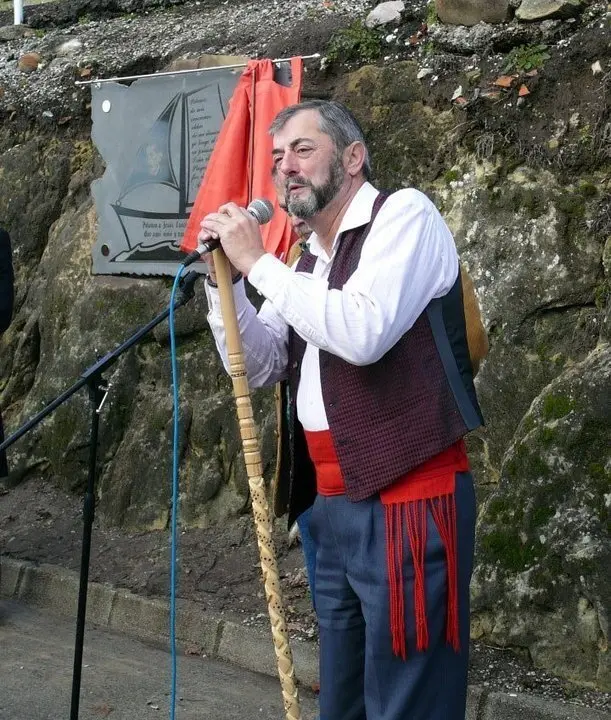 eL mALVIS 395654_2444959963250_1229420371_32219836_726180535_n[1]