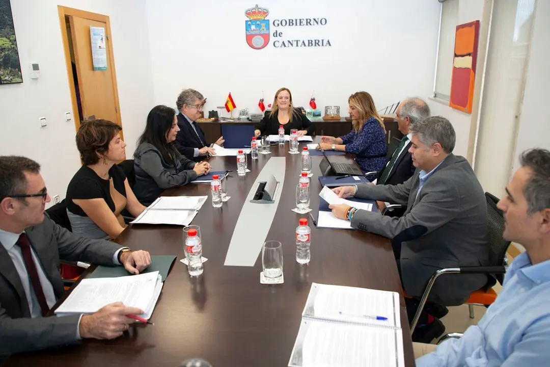 Gobierno de Cantabria. 6&ordf; planta. 
La consejera de Presidencia, Justicia, Seguridad y Simplificaci&oacute;n Administrativa, Isabel Urrutia, preside el Grupo de Trabajo de la Justicia Gratuita.
NR
13 NOV 23