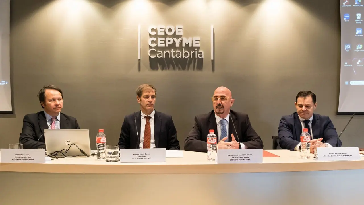 09:30 horas. Sal&oacute;n de actos de CEOE-CEPYME Cantabria. Tres de noviembre, 38. Santander. El consejero de Salud, C&eacute;sar Pascual, inaugura el VI Foro Observatorio de Absentismo Laboral CEOE CEPYME Cantabria y Mutua Monta&ntilde;esa. 6 de marzo de 2024 &copy; Ra&uacute;l Lucio