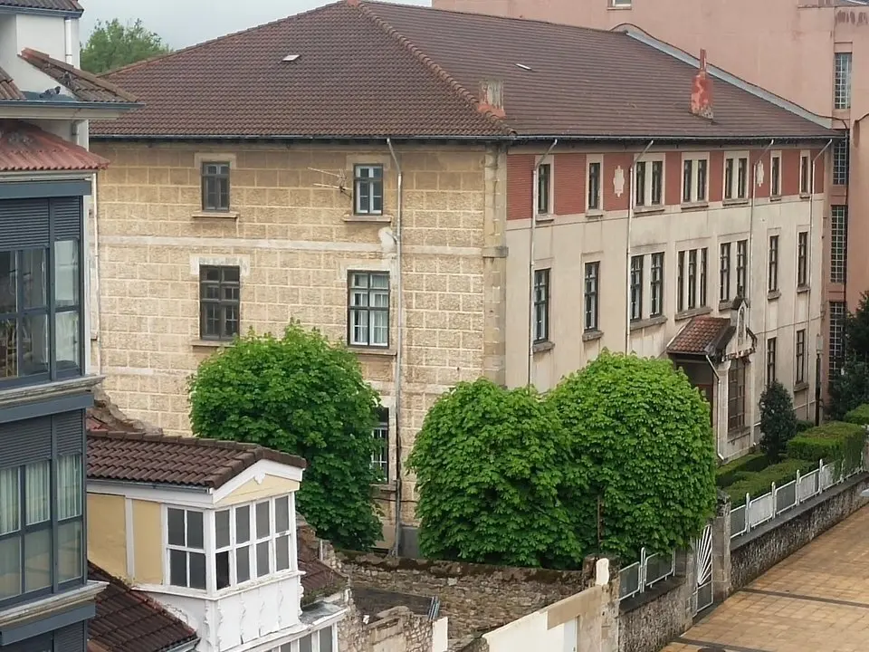 El primitivo edificio está cumpliendo en 2023 cien años de existencia