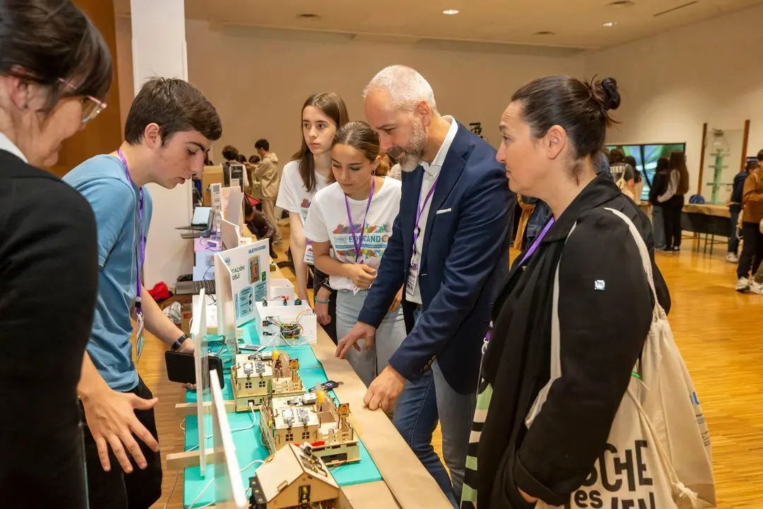 09:15 horas. Palacio de Exposiciones y Congresos de Santander
El consejero de Educaci&oacute;n, Formaci&oacute;n Profesional y Universidades, Sergio Silva, inaugura el Congreso Internacional de J&oacute;venes por los Objetivos de Desarrollo Sostenible (ODS). 23 MAYO 2024 &copy; Miguel De la Parra