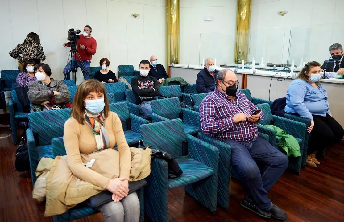 15/11/21  SANTANDER
ep juicio 
Juicio a la exalcaldesa de Santo&ntilde;a Puerto Gallego y otros ocho concejales socialistas de su gobierno por prevaricaci&oacute;n administrativa


FOTO: Juan Manuel Serrano Arce