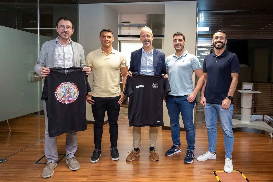 11:00 horas. Sala Blanca de la Consejer&iacute;a 

El consejero de Educaci&oacute;n, Formaci&oacute;n Profesional y Universidades, Sergio Silva, presenta la nueva asignatura optativa 'Desarrollo de estilo de vida activo y saludable' que se incorpora a la oferta educativa del curso 2024-2025 en Cantabria.