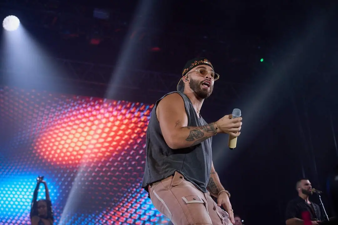 MANUEL TURIZO - MAGDALENA EN VIVO 2024 - &copy;EL REY LAGART&Oacute;N (16)